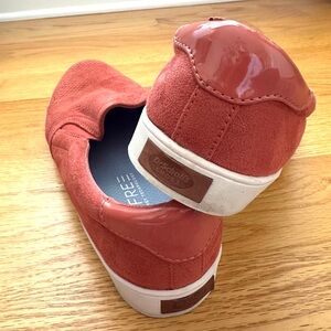 Dr. Scholl's Madison Sneaker, Size 9, Fuchsia Pink